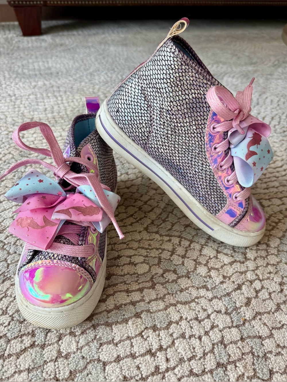 Jojo Siwa High Top Sneakers Sz2